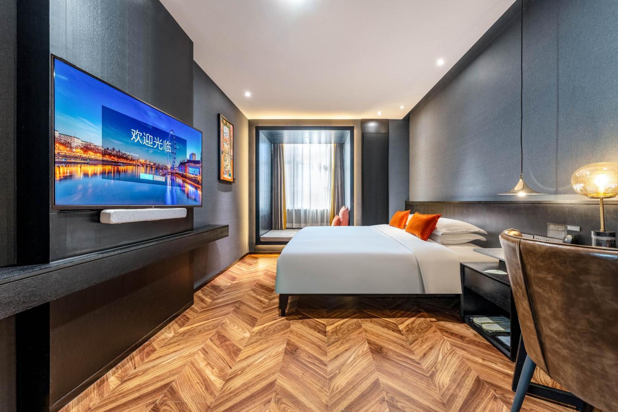 Hesu Designer Hotel & Suites -Near Xi'An Drum Tower And Yongning Gate -Free Laundry Luggage Storage -Kitty Cafe With Freshly Ground Coffee -24H Front Desk -English Service Zewnętrze zdjęcie