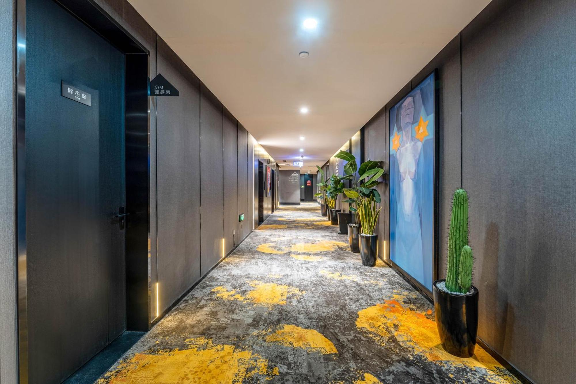 Hesu Designer Hotel & Suites -Near Xi'An Drum Tower And Yongning Gate -Free Laundry Luggage Storage -Kitty Cafe With Freshly Ground Coffee -24H Front Desk -English Service Zewnętrze zdjęcie