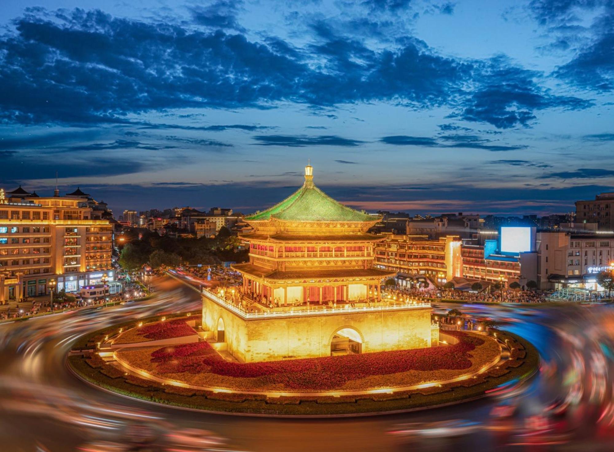 Hesu Designer Hotel & Suites -Near Xi'An Drum Tower And Yongning Gate -Free Laundry Luggage Storage -Kitty Cafe With Freshly Ground Coffee -24H Front Desk -English Service Zewnętrze zdjęcie