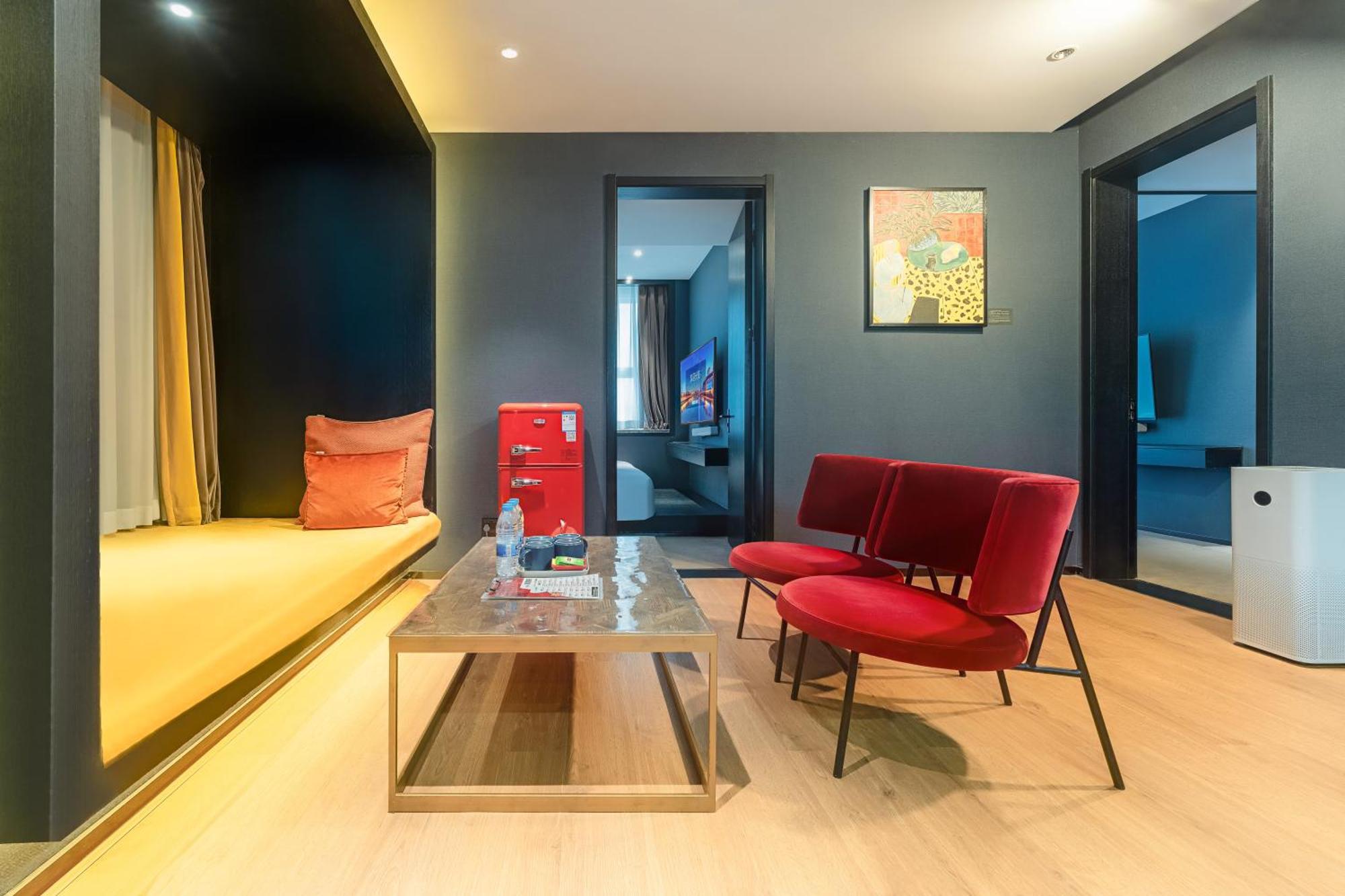Hesu Designer Hotel & Suites -Near Xi'An Drum Tower And Yongning Gate -Free Laundry Luggage Storage -Kitty Cafe With Freshly Ground Coffee -24H Front Desk -English Service Zewnętrze zdjęcie