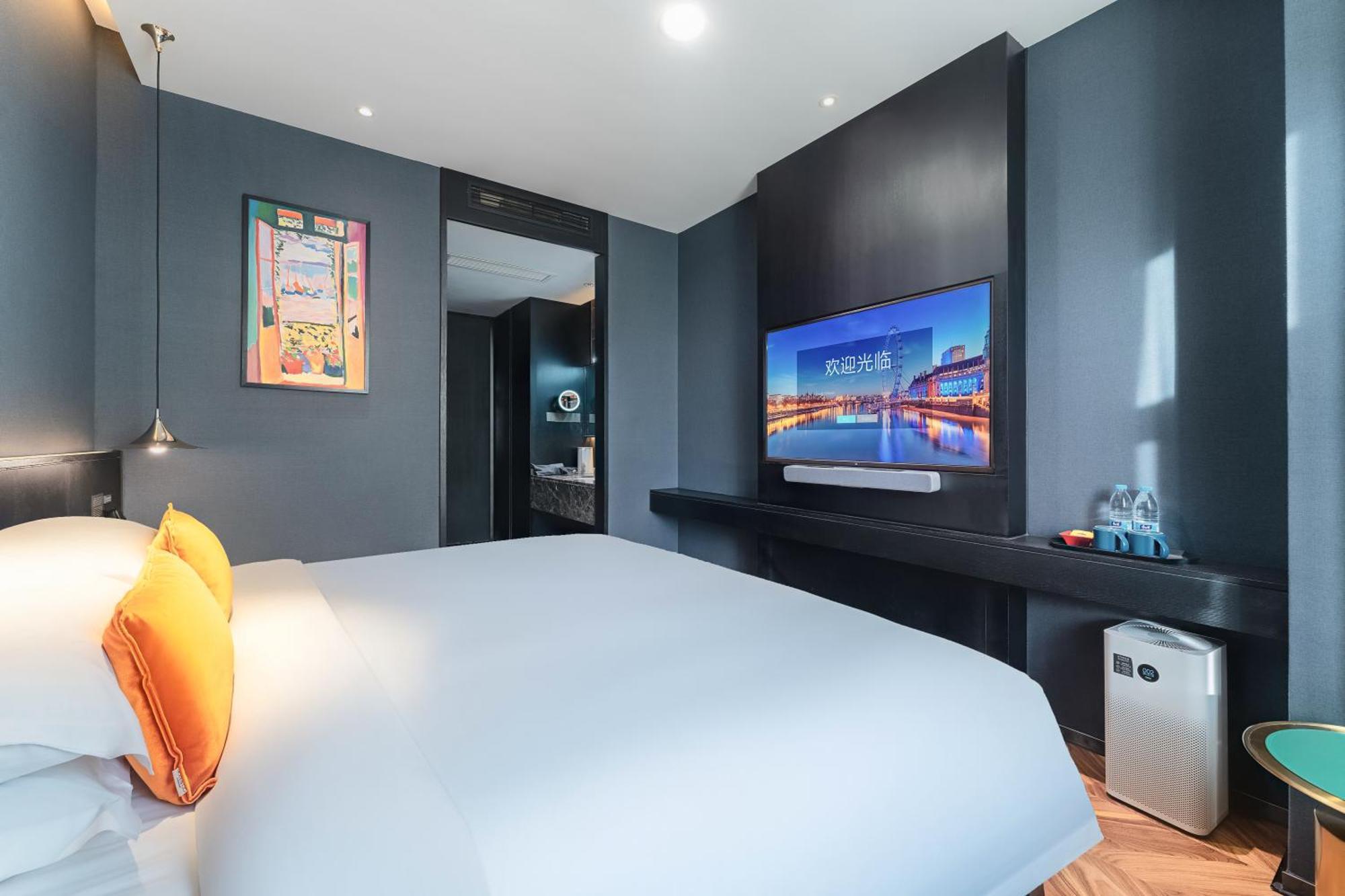 Hesu Designer Hotel & Suites -Near Xi'An Drum Tower And Yongning Gate -Free Laundry Luggage Storage -Kitty Cafe With Freshly Ground Coffee -24H Front Desk -English Service Zewnętrze zdjęcie