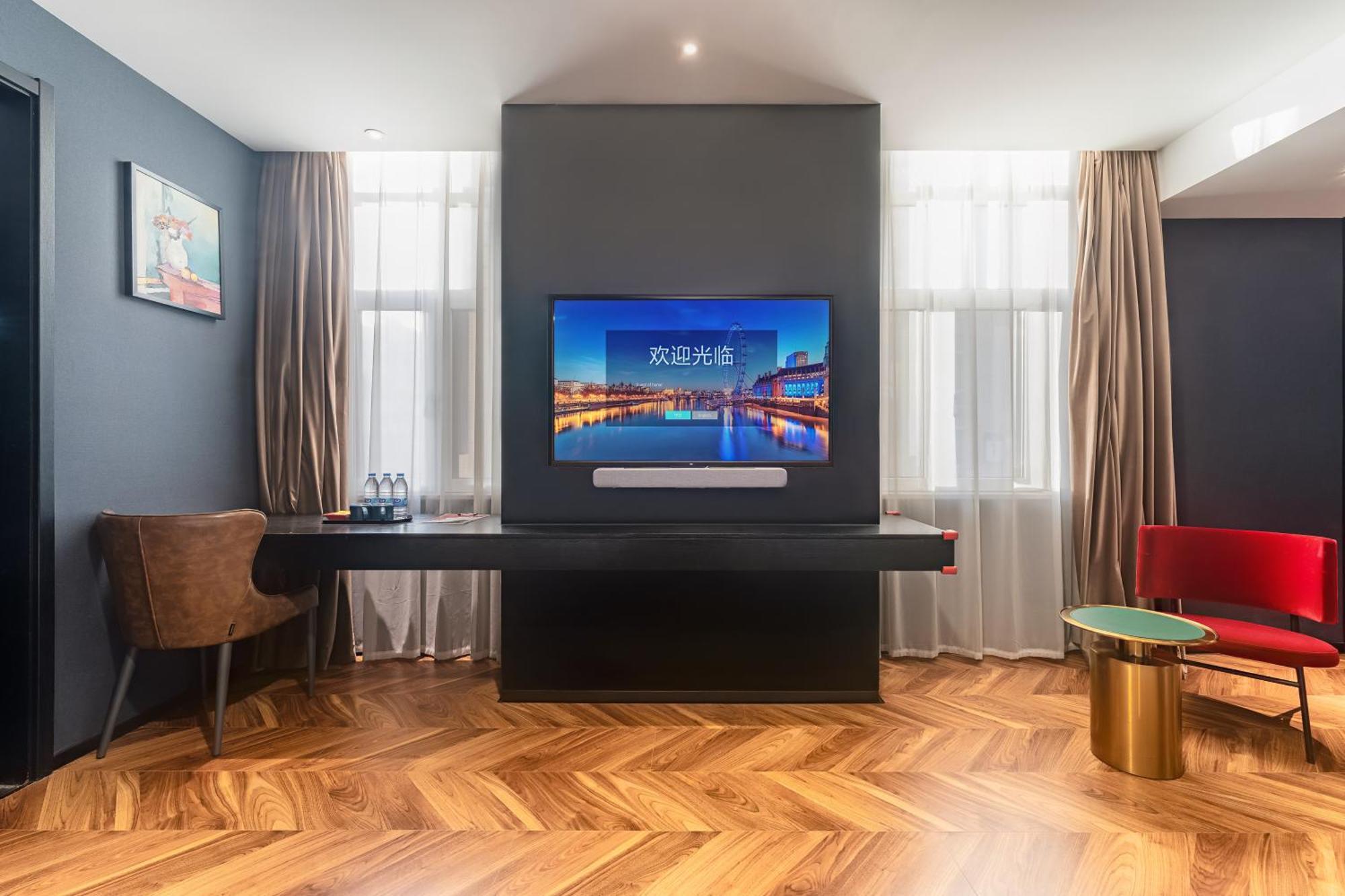 Hesu Designer Hotel & Suites -Near Xi'An Drum Tower And Yongning Gate -Free Laundry Luggage Storage -Kitty Cafe With Freshly Ground Coffee -24H Front Desk -English Service Zewnętrze zdjęcie