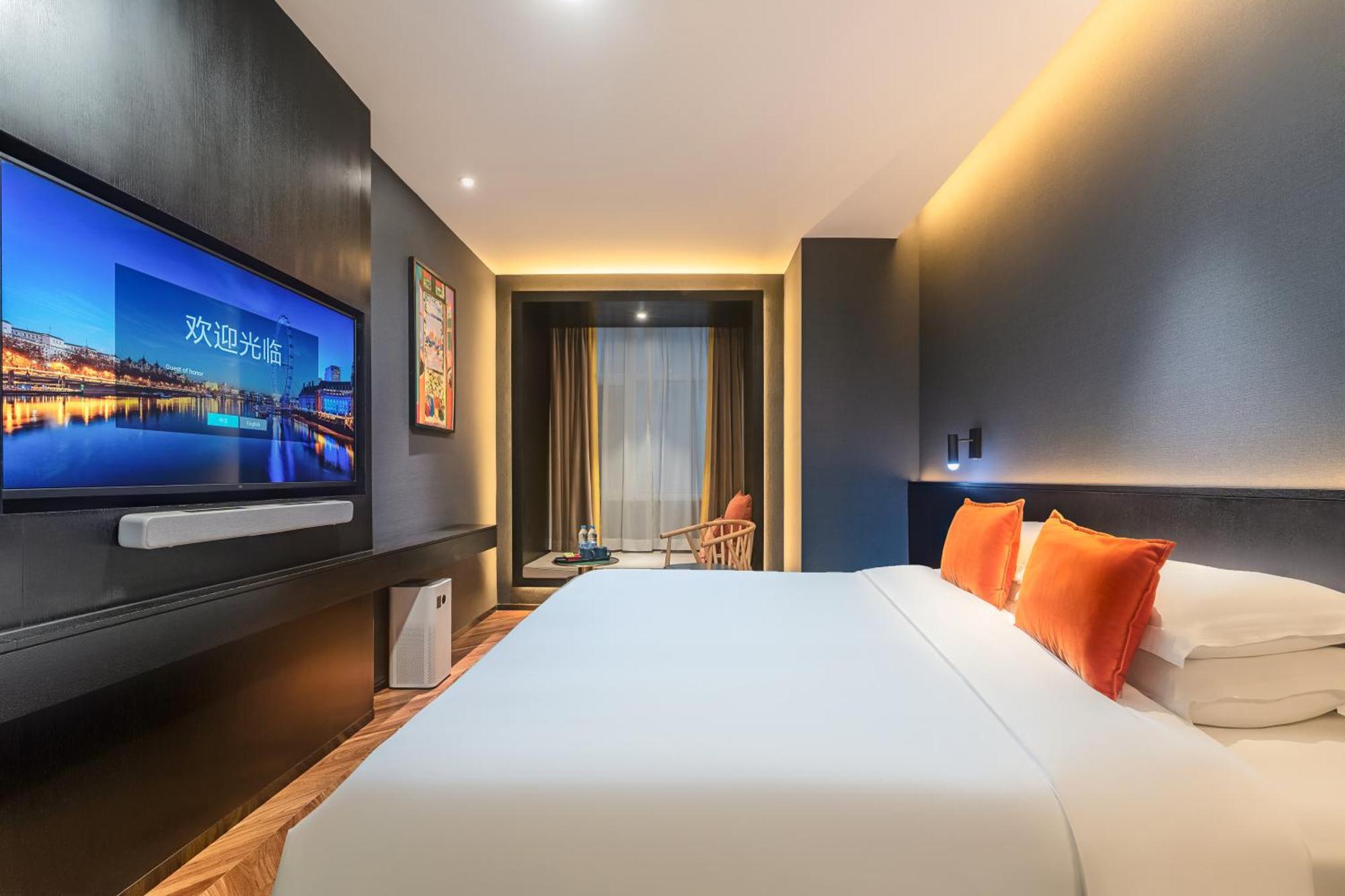Hesu Designer Hotel & Suites -Near Xi'An Drum Tower And Yongning Gate -Free Laundry Luggage Storage -Kitty Cafe With Freshly Ground Coffee -24H Front Desk -English Service Zewnętrze zdjęcie