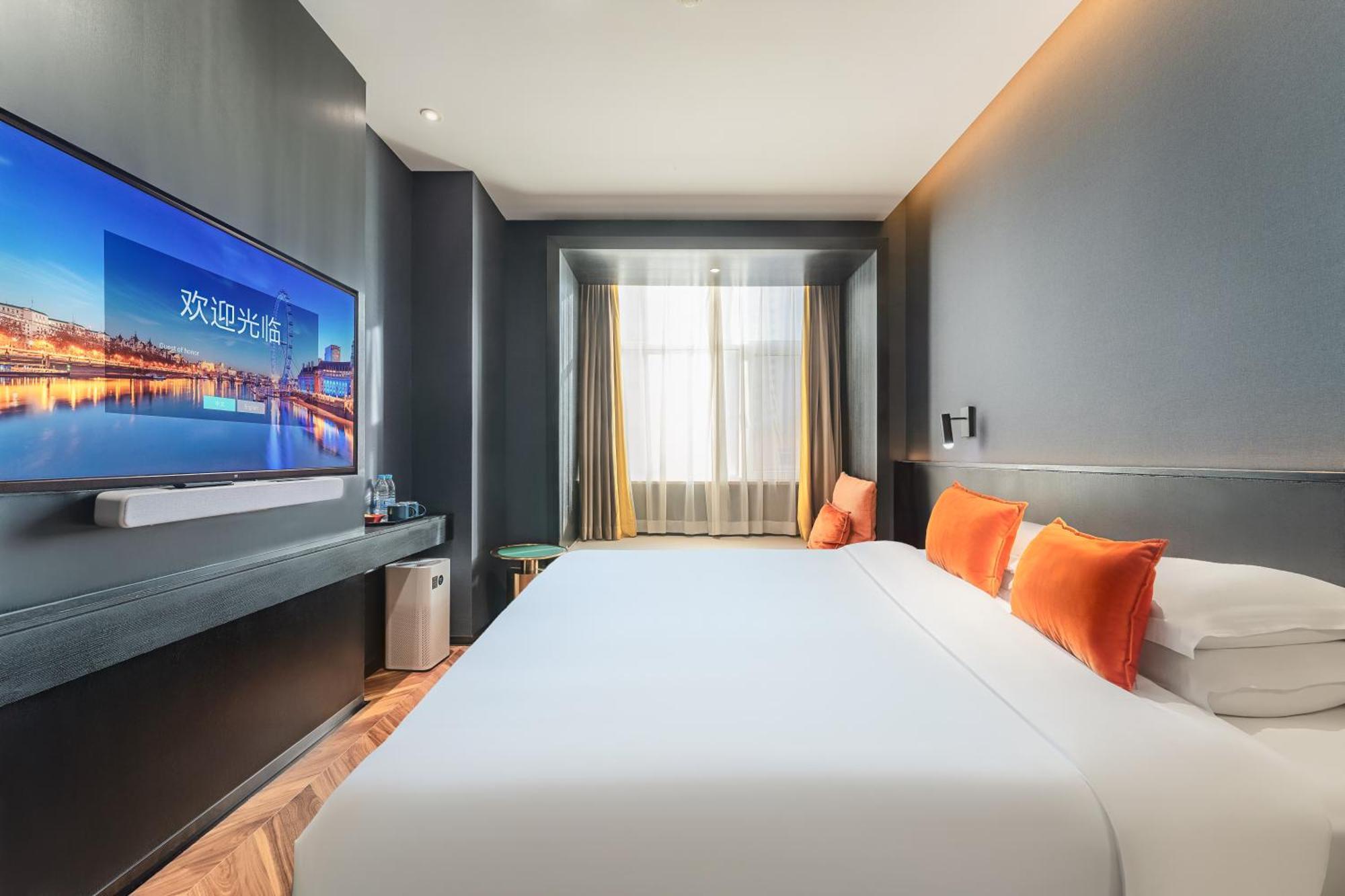 Hesu Designer Hotel & Suites -Near Xi'An Drum Tower And Yongning Gate -Free Laundry Luggage Storage -Kitty Cafe With Freshly Ground Coffee -24H Front Desk -English Service Zewnętrze zdjęcie