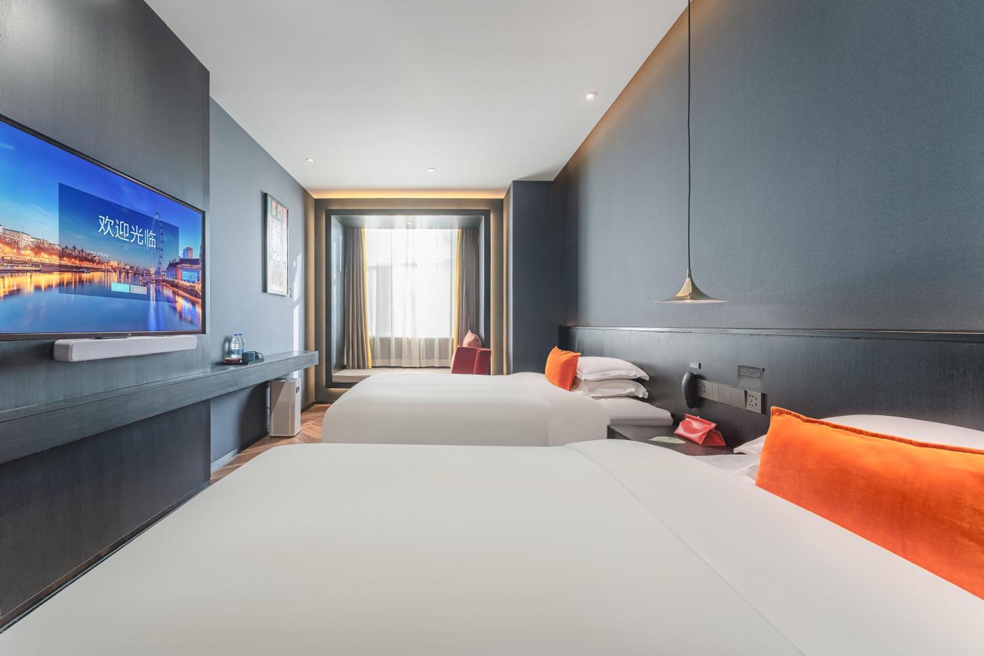 Hesu Designer Hotel & Suites -Near Xi'An Drum Tower And Yongning Gate -Free Laundry Luggage Storage -Kitty Cafe With Freshly Ground Coffee -24H Front Desk -English Service Zewnętrze zdjęcie